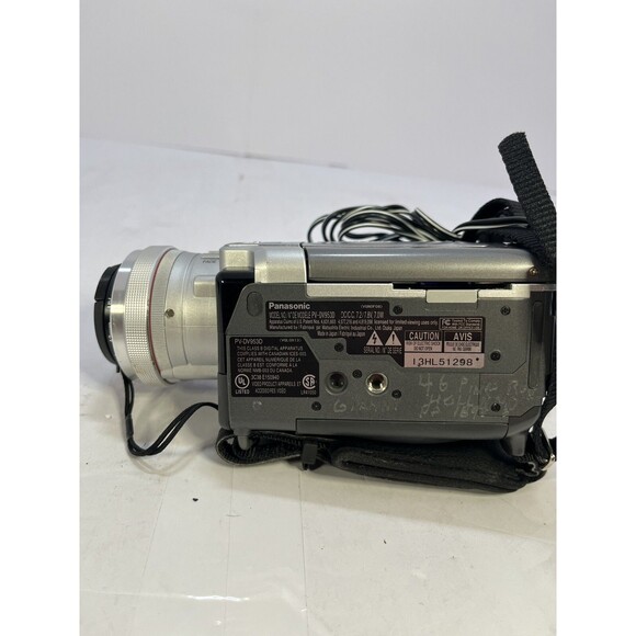 Panasonic Palmcorder PV-DV953D 2.5" Display 3MP MiniDV Camcorder HUGE Bundle - Picture 10 of 16